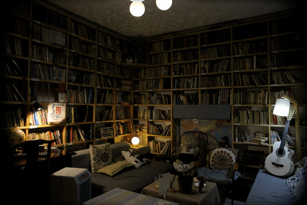 去乐山最美的书屋,为灵魂寻找一个归处