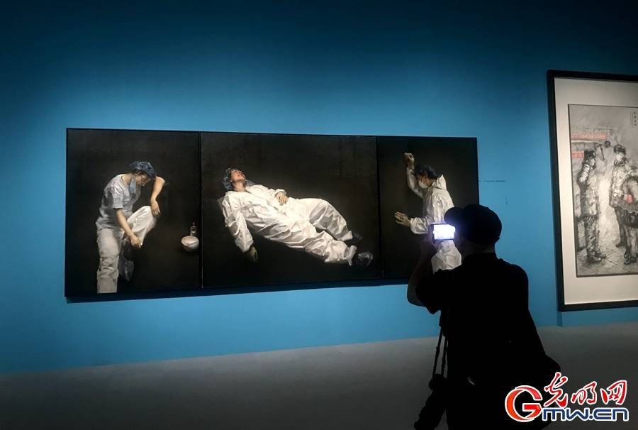 国博|用美术作品记录抗疫故事 “众志成城”主题展亮相国博
