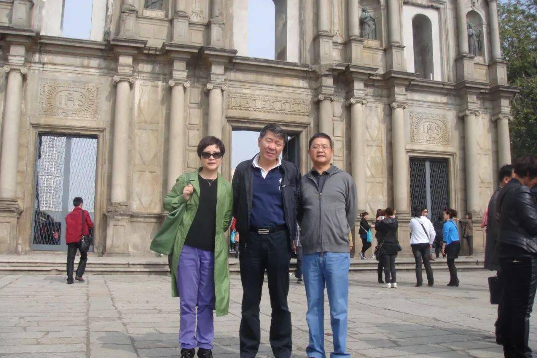 共和国勋章获得者事迹50字 c8ba49e4f2f44fd9a50bc3875fe26026.jpeg