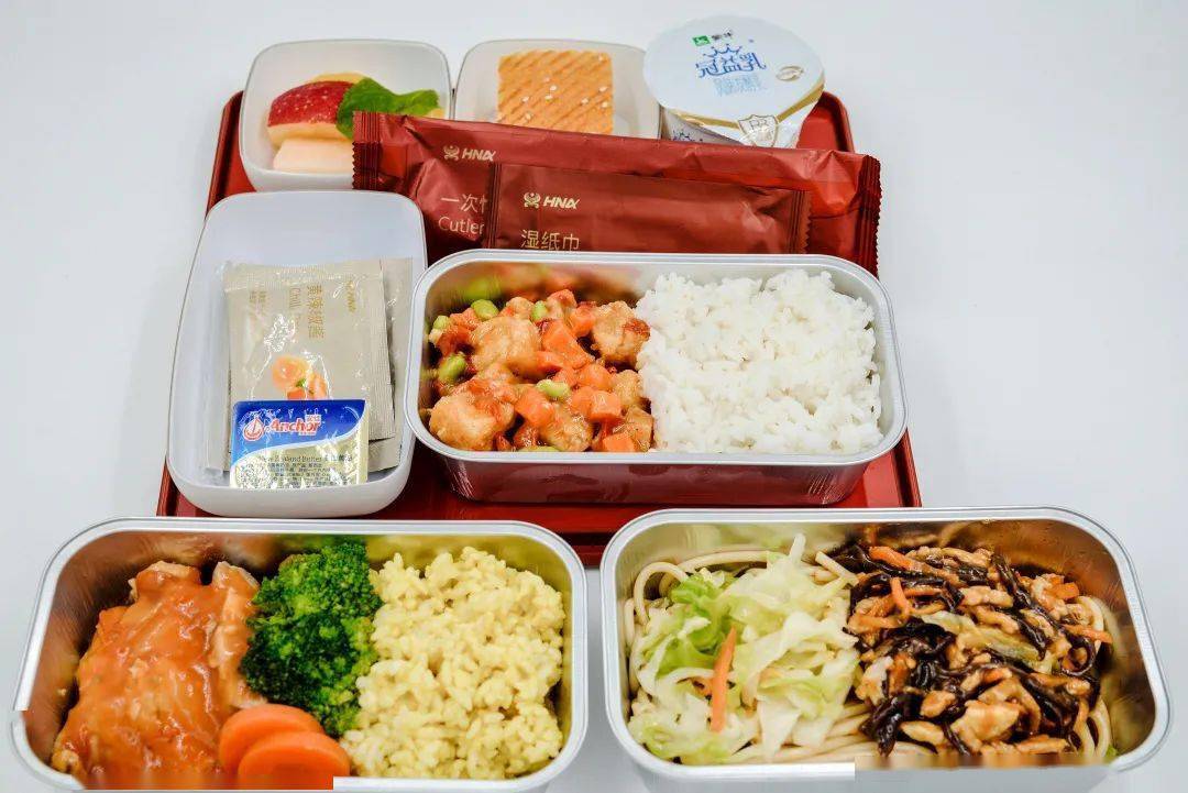 相伴相惜丨舒适更舒心,海南航空机上餐食再升级