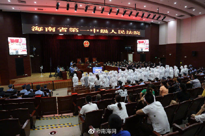 陈先福|公安局原副局长“下海”当黑老大获刑二十五年，并处没收个人全部财产