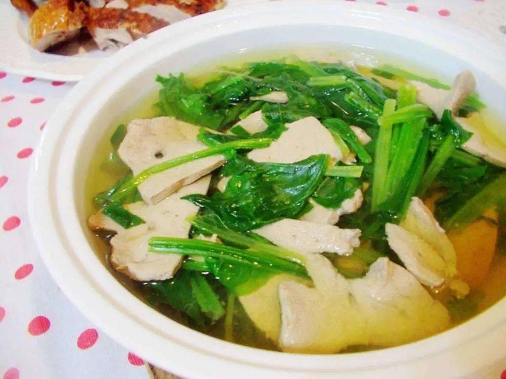 烧什么汤最养胃 6251a34ad1b943b5a1f556fb6a40fbef.jpeg
