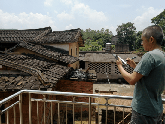 人口普查建筑物摸底_人口普查入户摸底图片(3)