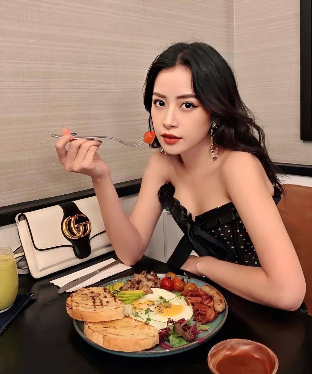 鼻血|“越南杨幂”太性感！15秒片段疯传，吸500万人围观：鼻血止不住……