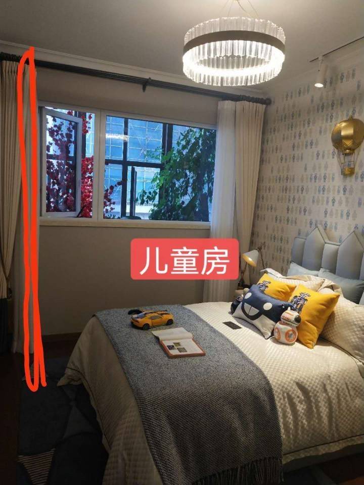 收房时三房变两房:业主投诉开发商虚假宣传,