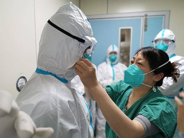 陈静|“与疫情战斗根本不允许我们累”