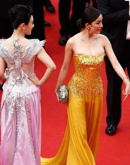 桃仔|整容黑历史都自曝了,景甜真是个狠人啊!