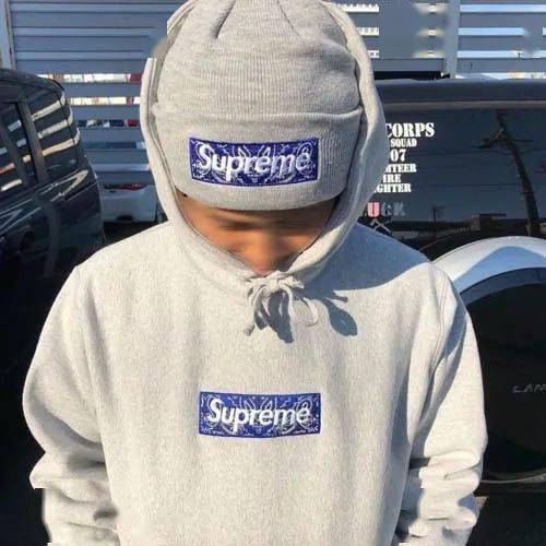 石头|保安集合：Supreme x ＂石头岛＂联名确认，TNF＂皮草＂等5大合作款发售！