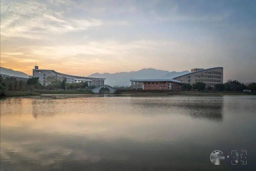 福建|千万别去福医大上学！我劝你