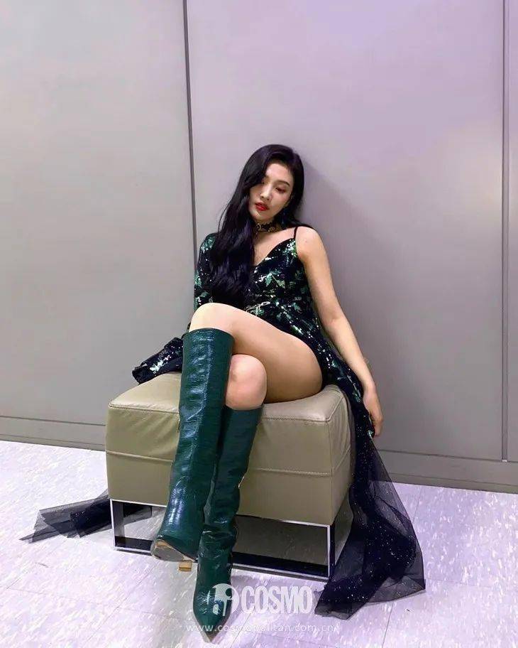 皮靴|时髦办 | 敢在夏天穿皮靴算什么,娜娜美岐的皮衣更带劲儿