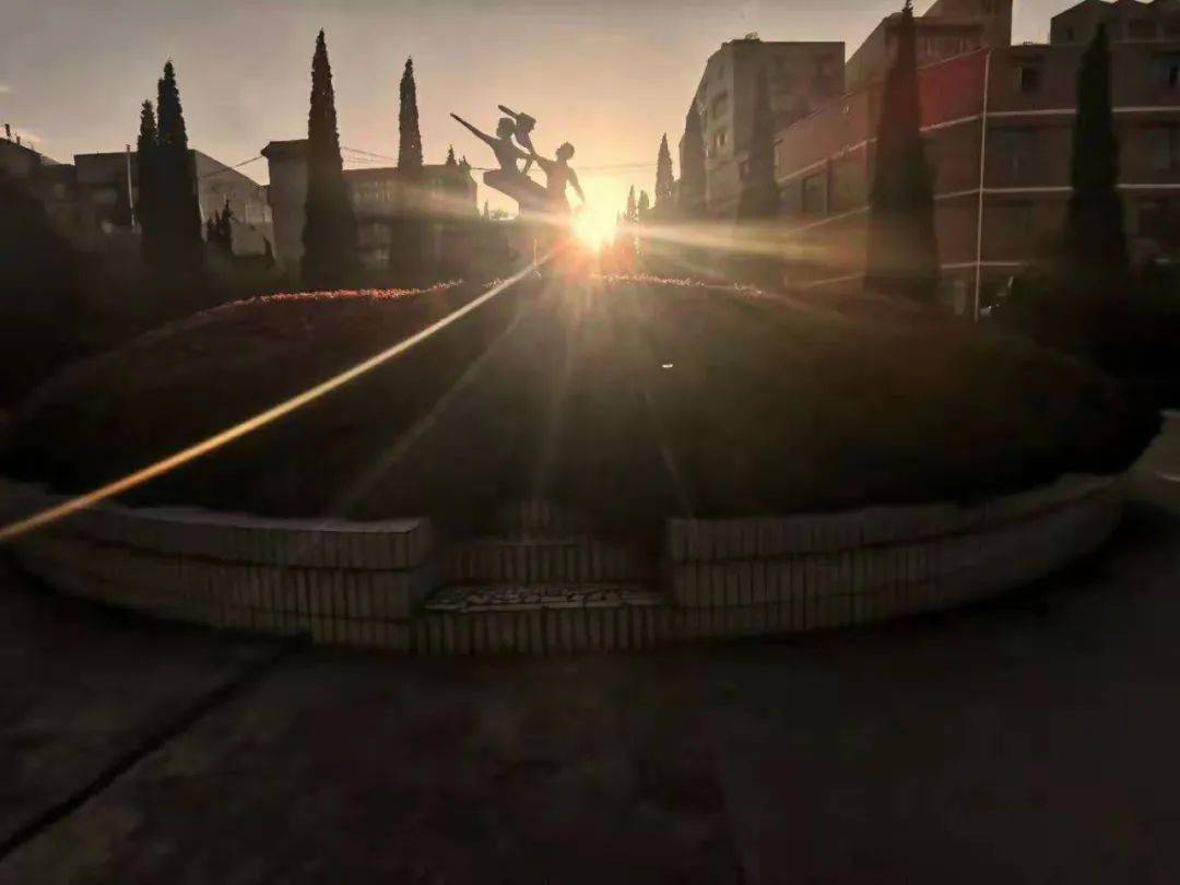 镇雄县2020年GDP_镇雄县地图(2)