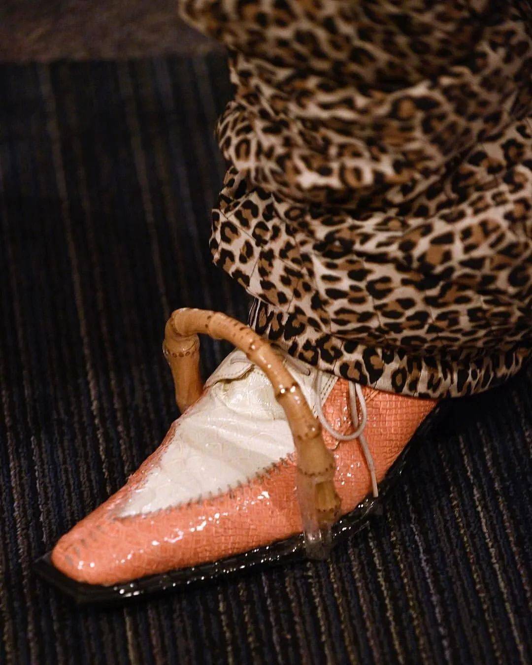 废物|鞋子变花篮，煎蛋做胸衣，他们把“废物”利用玩出了新花样，老改造届设计师了！