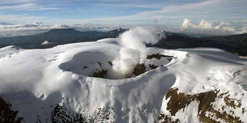 哥伦比亚鲁伊斯火山活动频繁 相邻五城发布预警_手机
