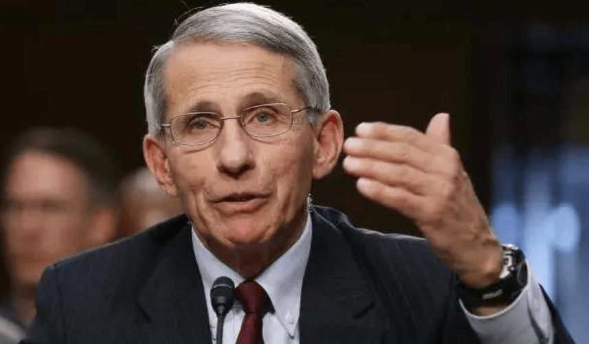 美国|美国学生曝光学校复课乱象：不戴口罩还人挤人 美国多地教师游行反对复课