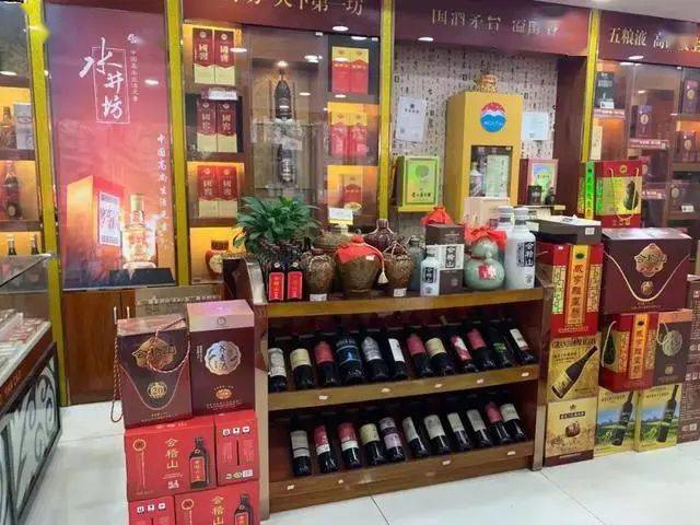 内衣店可以搭着卖什么_卖内衣店照片(3)