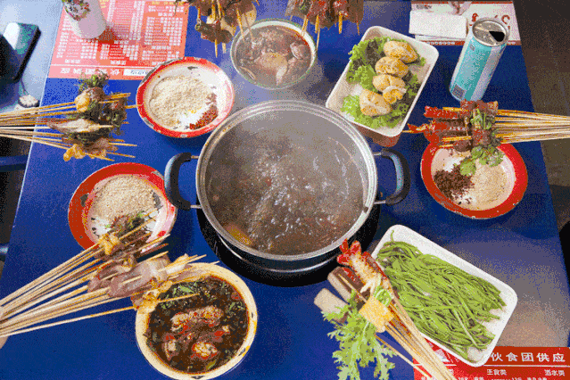 9元抢原价156元【马路边边】2人餐!