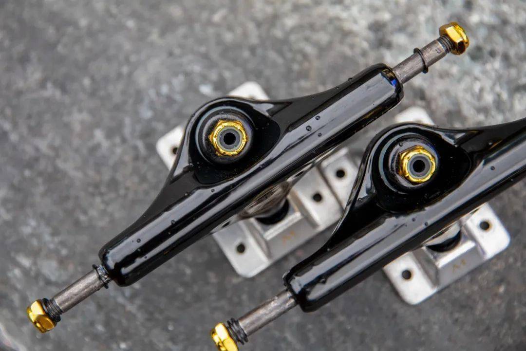 支架|强强联合，BK x Silver超轻盈双中空支架！