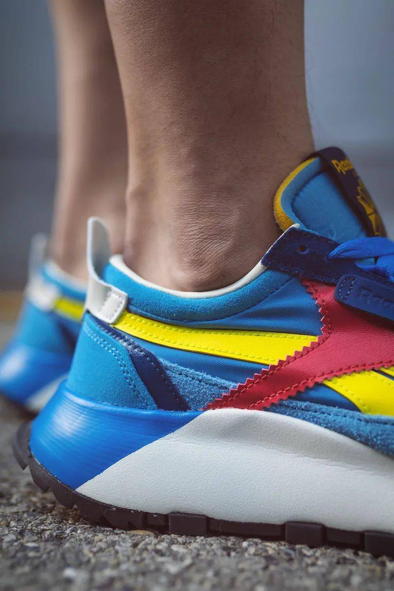 天蓝色|你最爱的复古鞋又有脚感升级！现在穿刚刚好！