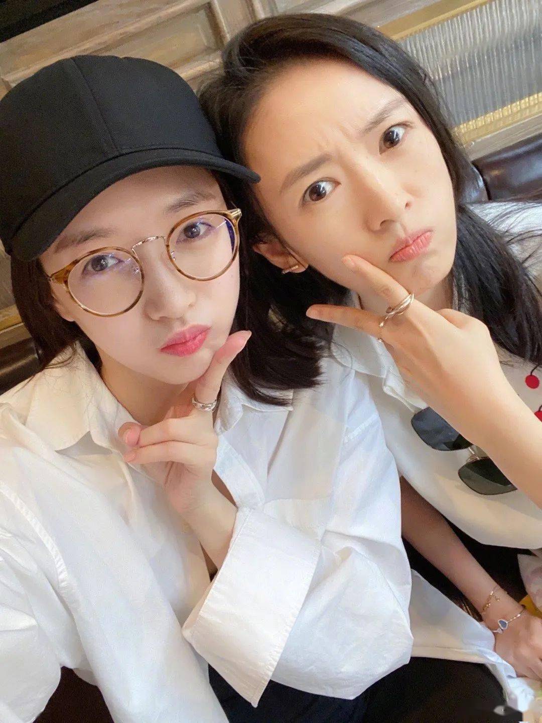 防晒霜|在剧里为了省钱大晒太阳的江疏影，生活中居然坐在车里打伞......