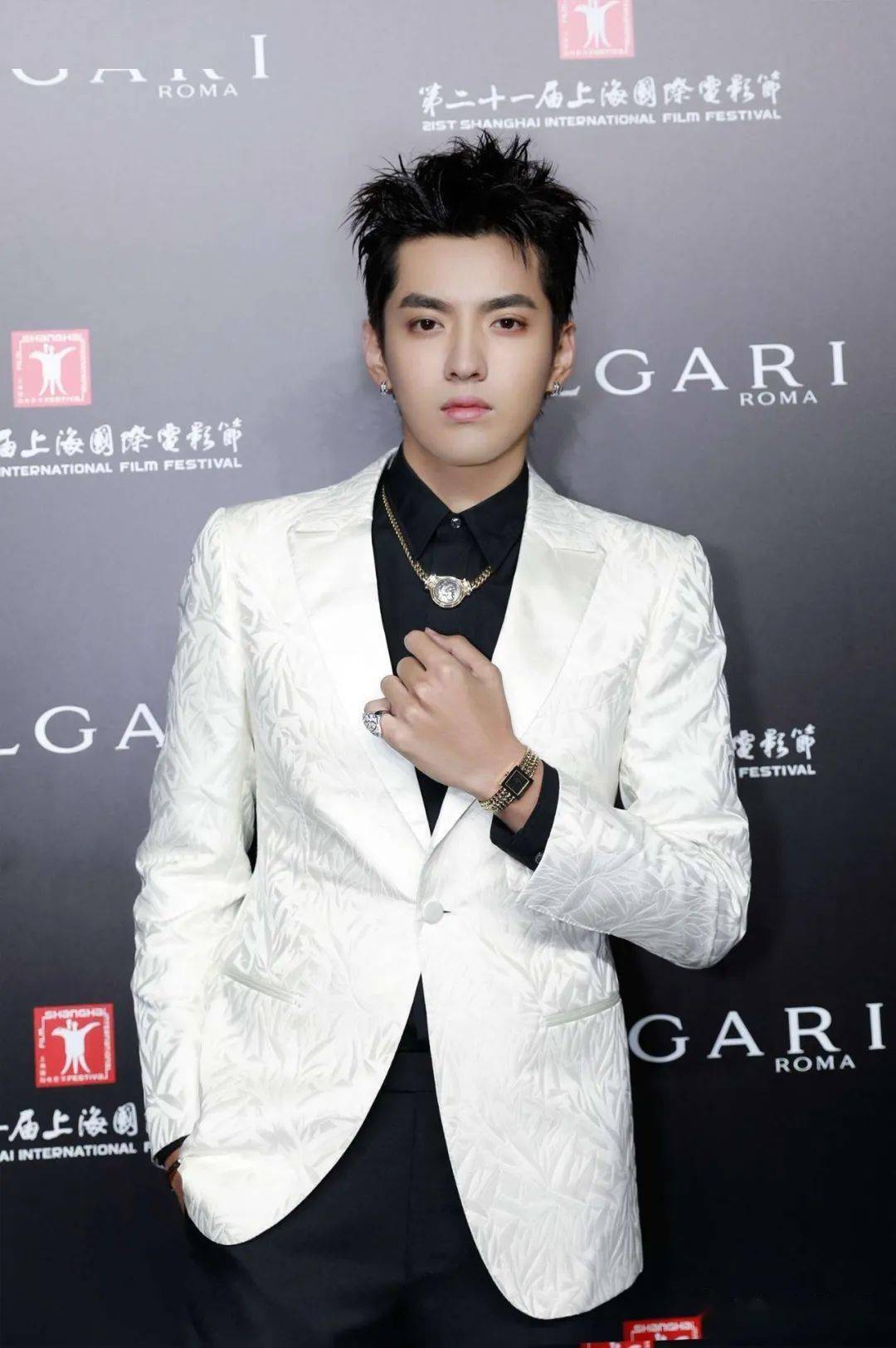 出圈|最近古币太出圈了!小众又时髦的单品必须是TA!