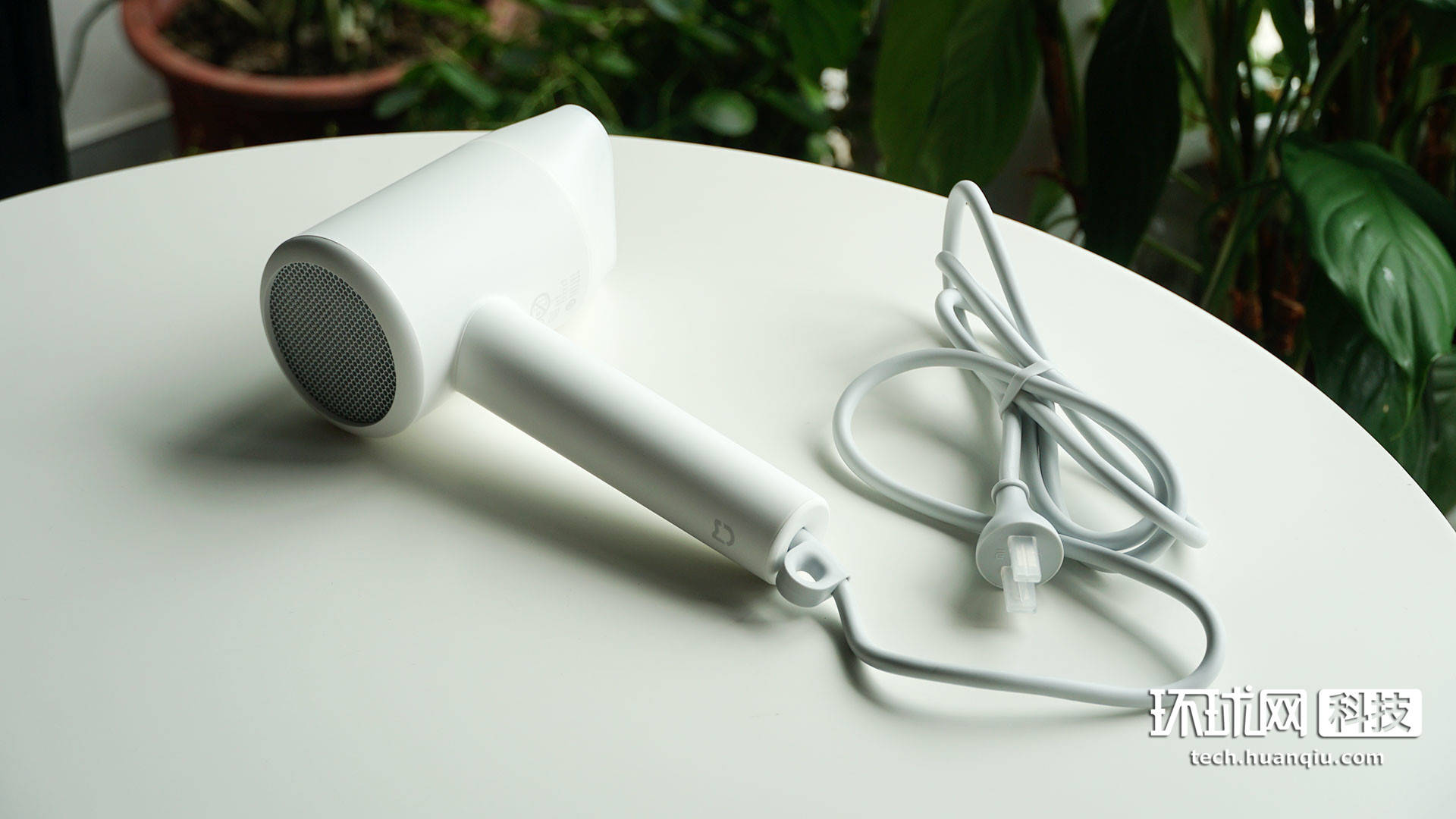 米家|米家负离子速干吹风机H300开箱：依然小巧，风量更大