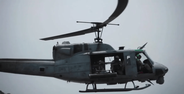 训练|美军直升机国内训练时遭枪击，被迫紧急着陆，FBI展开调查