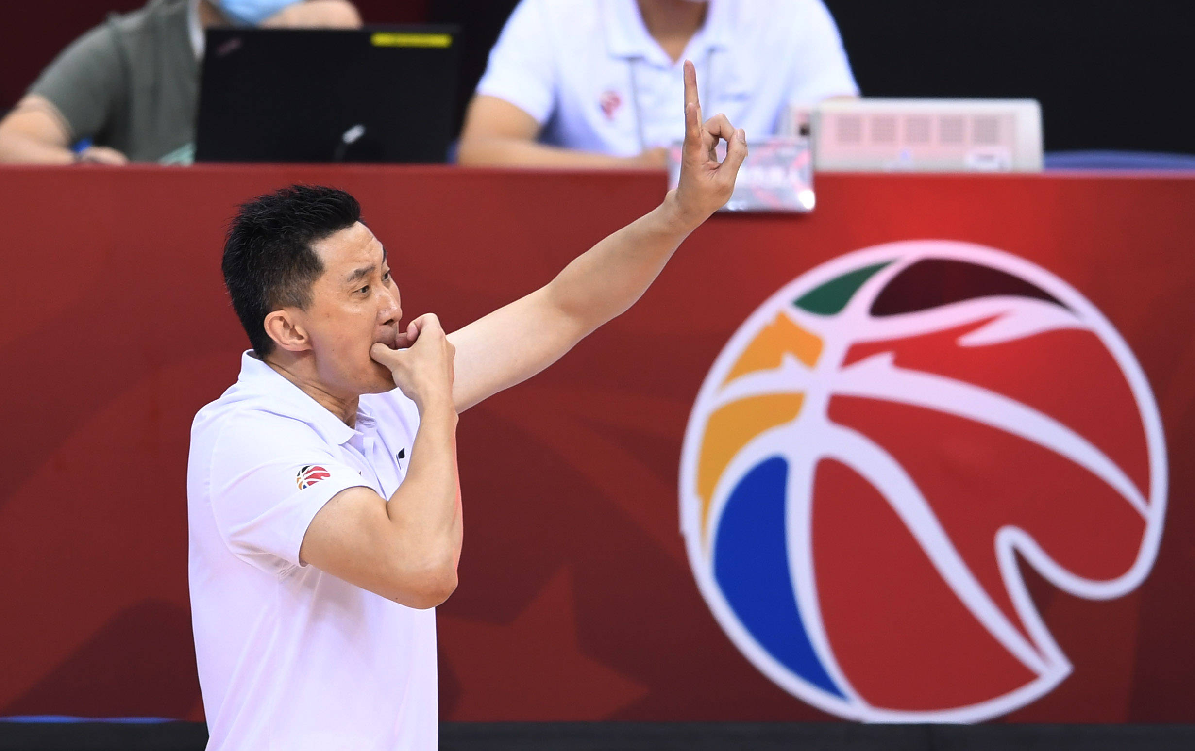 广东队|CBA|广东队主帅杜锋：领先20分的时候把比赛想简单了