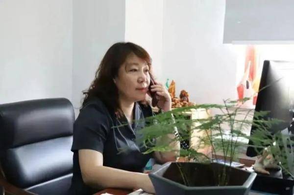 奶奶|结婚57年，连用菜刀都AA的八旬夫妻，离了…没想到两人临分手做了同一件事