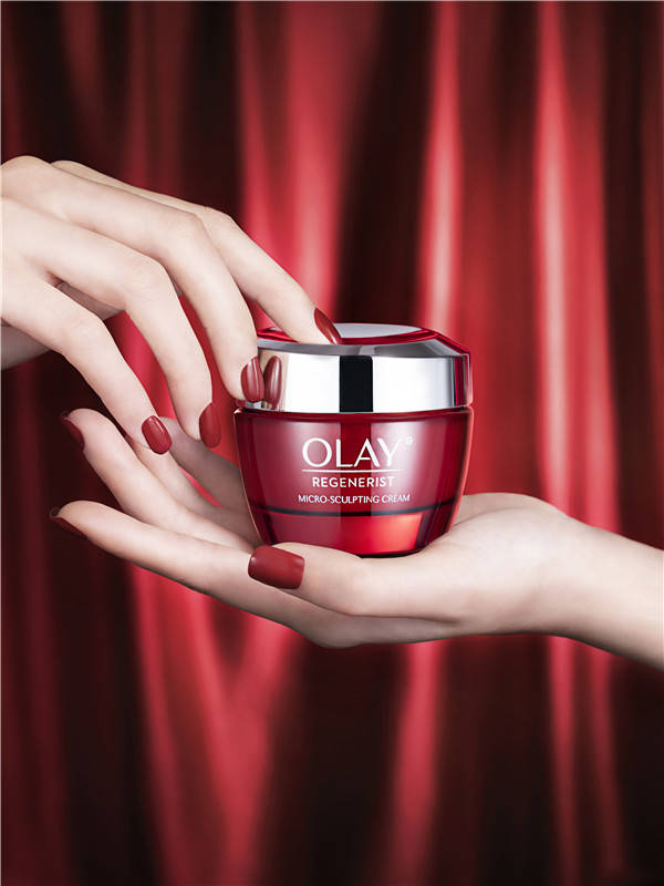 修护|难怪美成一道光 李佳琦可不是假白