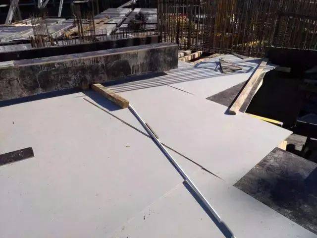 如何防止和解决建筑模板变形?