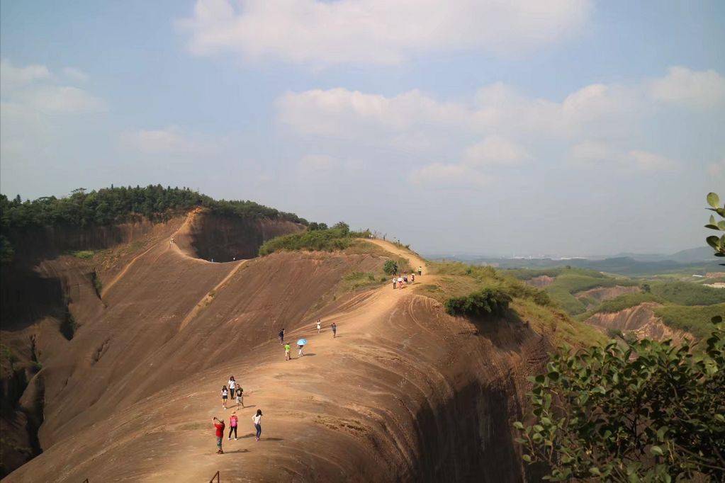 湖南2天:8月22/29日登湖南郴州醉美丹霞高椅岭,雾漫小东江两日游 299