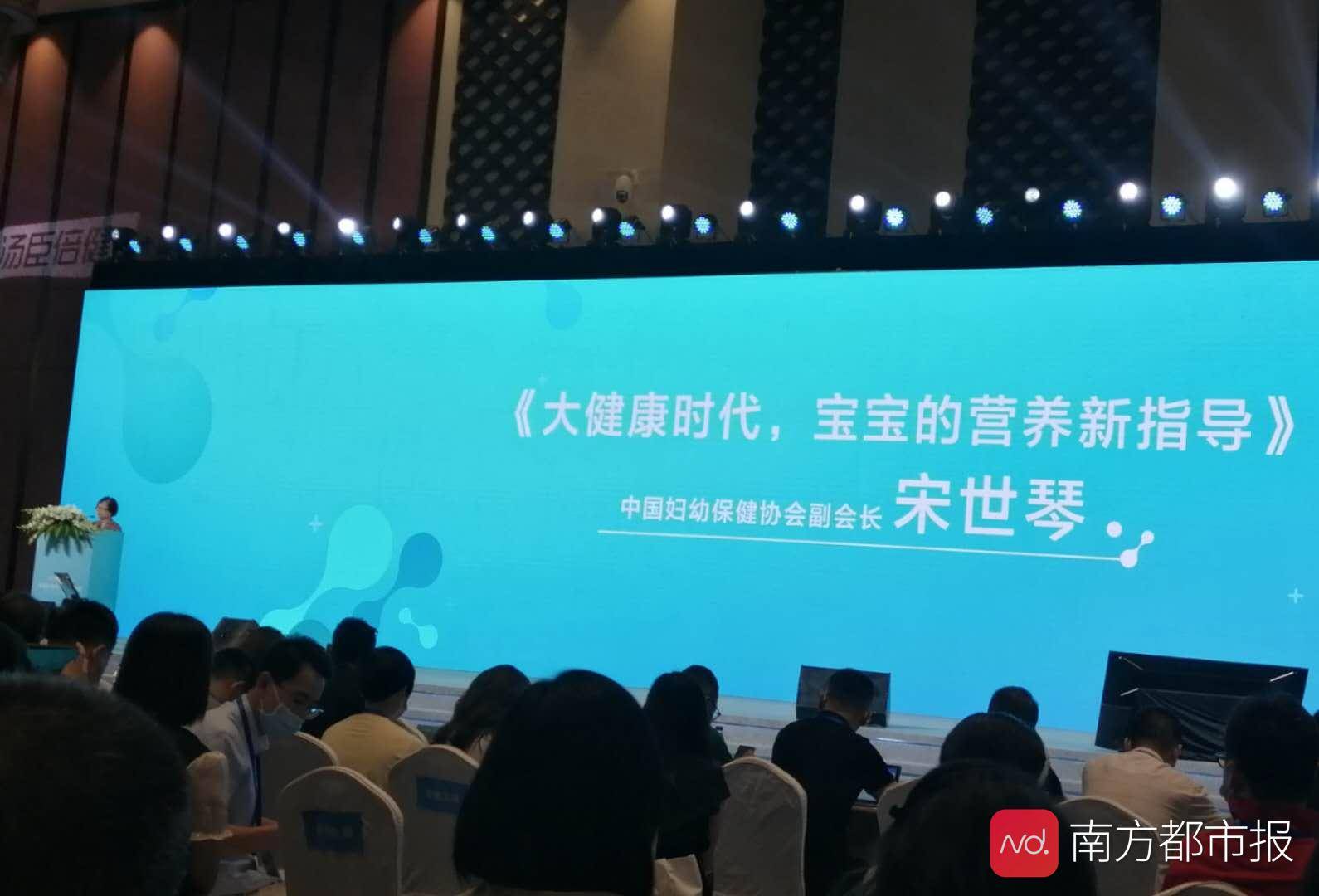 育儿经验满天飞，有时却是伪科学！权威协会发了这本营养避雷手册