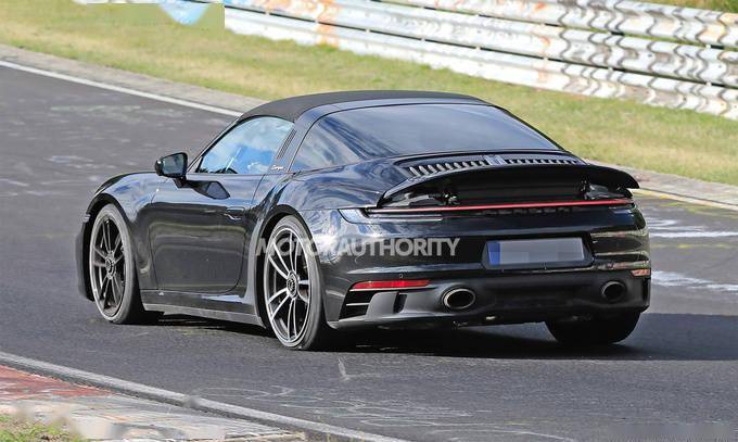 保时捷911 targa gts路试谍照曝光 动力或将提升/有望年内亮相