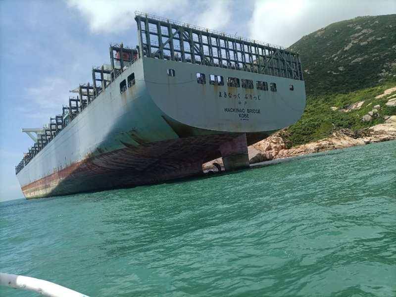 一外籍船只搁浅，为广州港开埠以来遇险的最大船舶！边检助其脱险