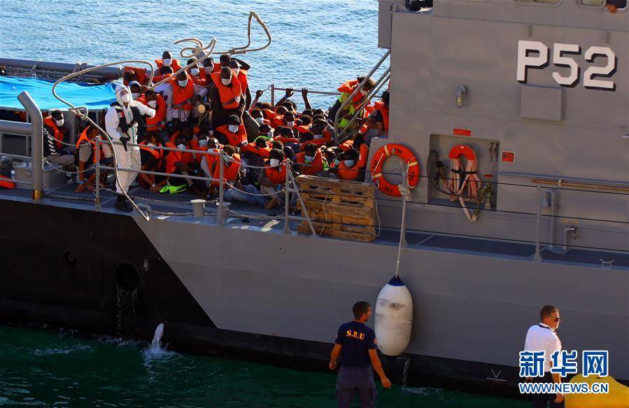 拜伦·卡米莱里|马耳他在附近海域救起118名移民