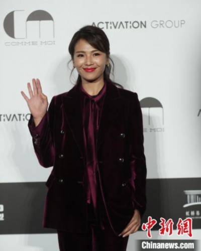 张亨伟|超模吕燕“换角”登台 刘涛、马伊琍现身助阵