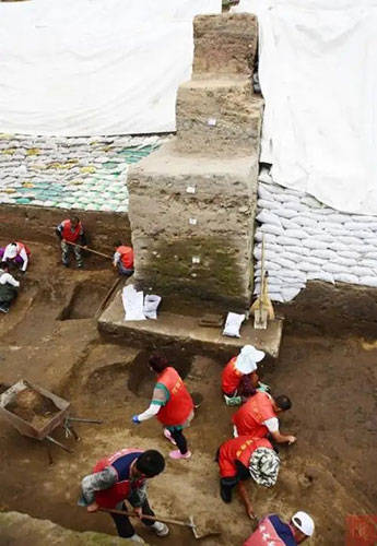 沈阳故宫|沈阳故宫北侧挖出一批宝贝 以青花瓷器居多