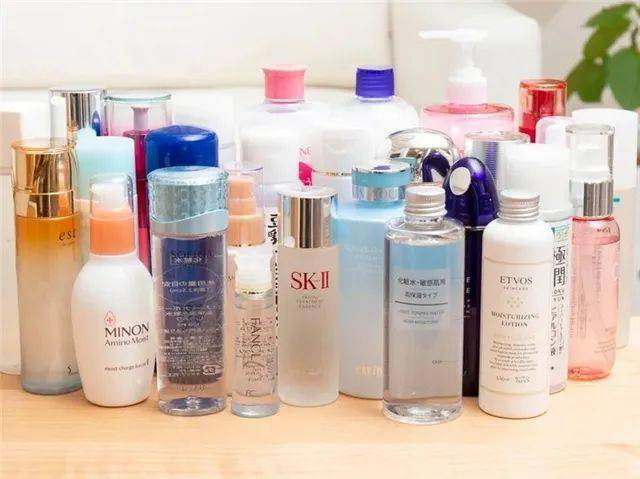 什么是基础护肤品 6d1cbb1805dd46ea9b244138165612a4.jpeg