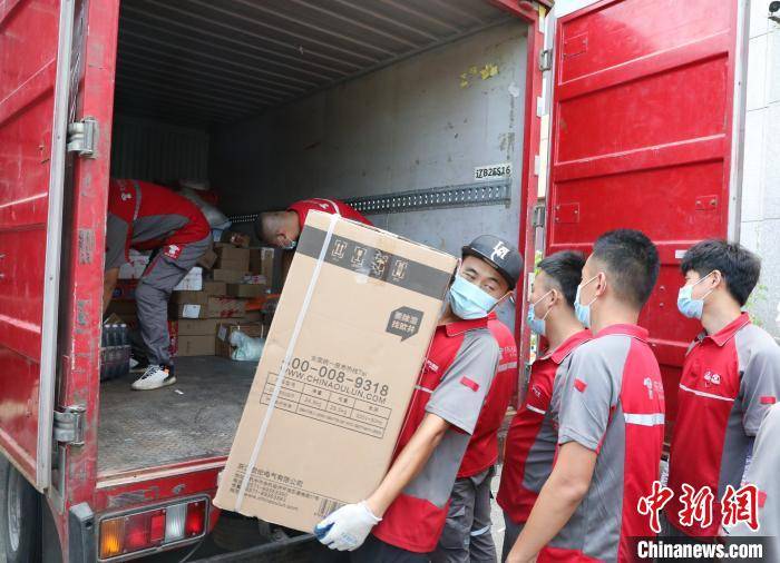 市民|大连湾街道解封后快件量暴增 首日配送量达“双十一”近四倍