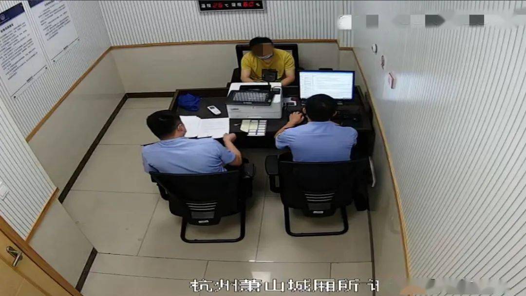 房间|不寒而栗！独居姑娘回到家，门上贴了一张字条...