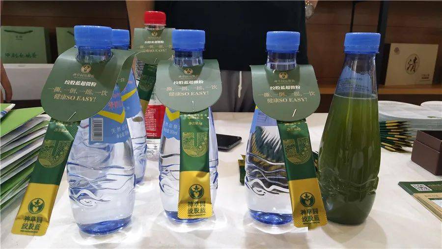 闅惧康鐨勭粡鏇茶氨瑙嗛_亿康氨咖黄敏胶囊图片(2)