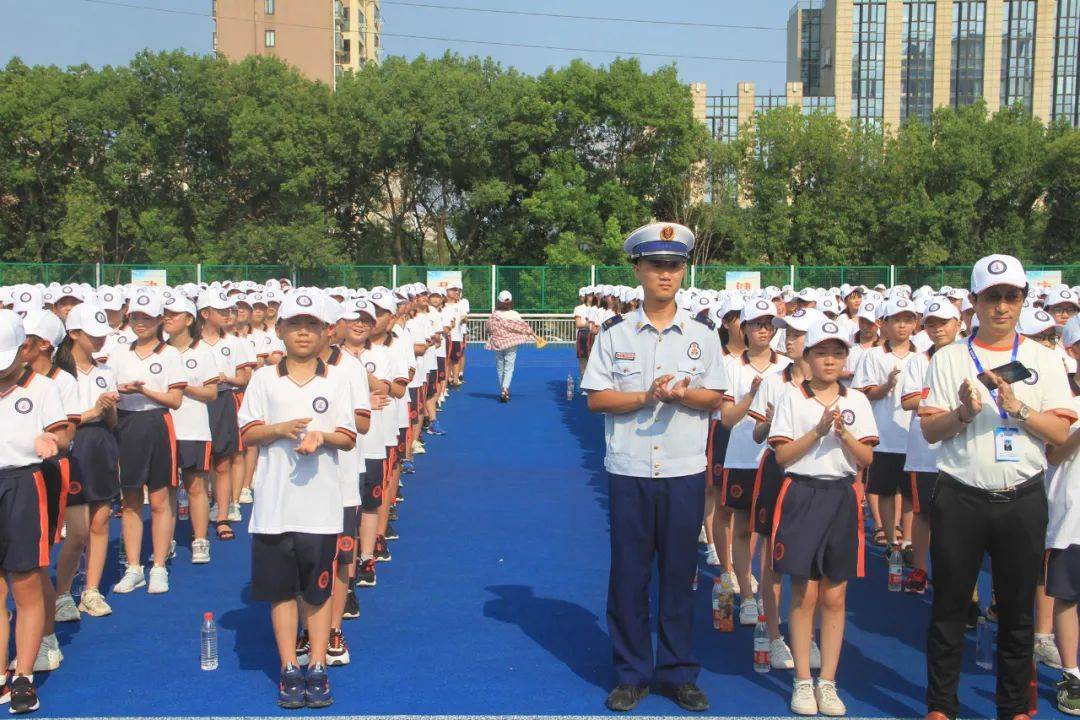 【国防教育】宣城市阳光中学2020级新生军训系列报道之军训开营仪式