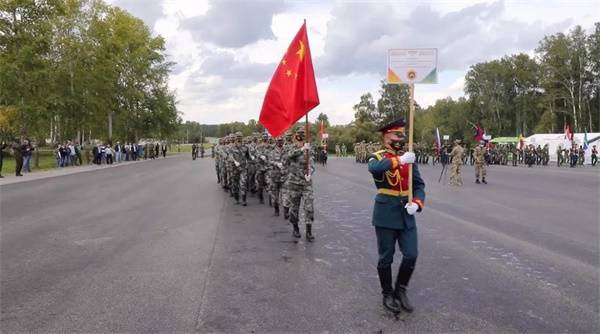 曹卫东点评我军赴俄参加“国际军事比赛-2020”