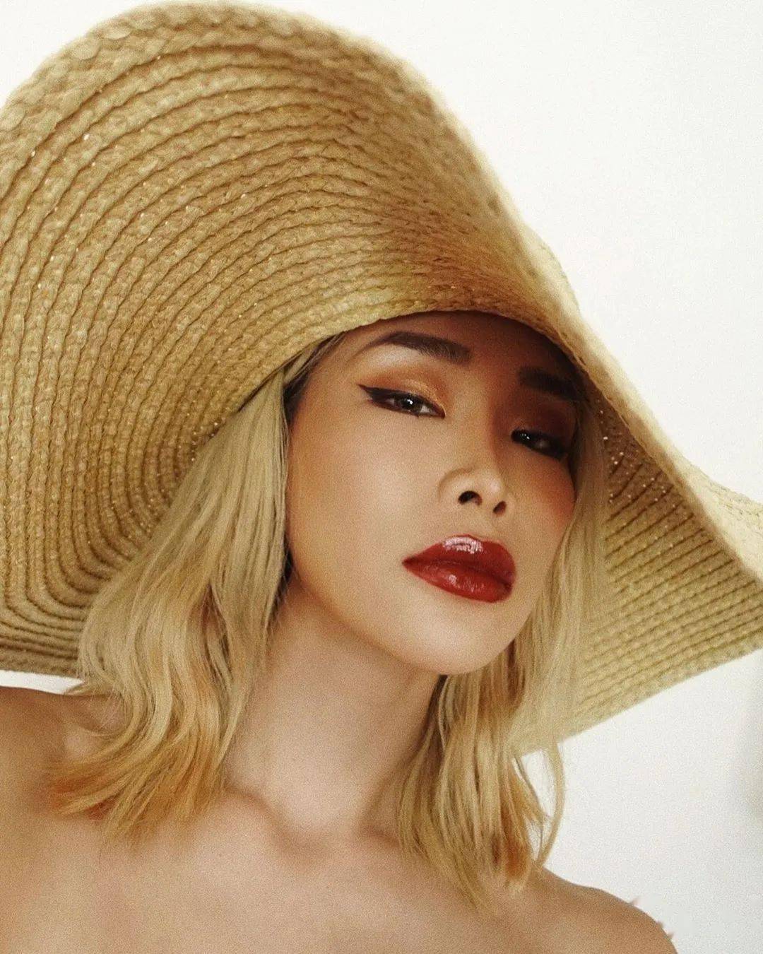 肉桂|玫瑰色口红out了？现在流行的是肉桂姨妈色