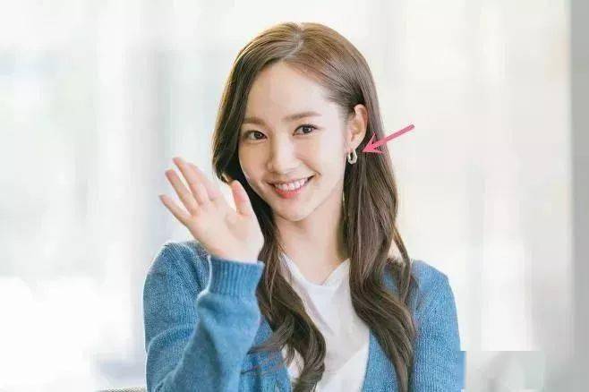 款式|配饰 | 耳环选得对，秒变小V脸！