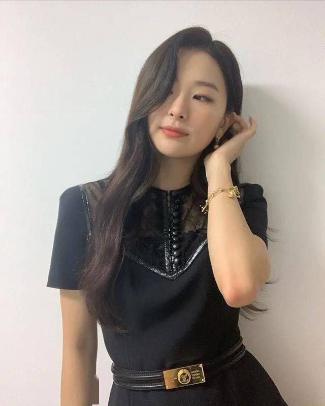 眼线|姜涩琪的眼妆迷倒了我，学习单眼皮怎么画都好看的秘诀