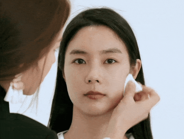 睫毛|徒手画底妆？火柴烫睫毛？百万明星化妆师的妆容重点全在这儿了！