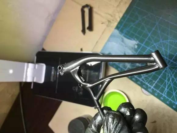 细节|手工打造Demo8速降车模型