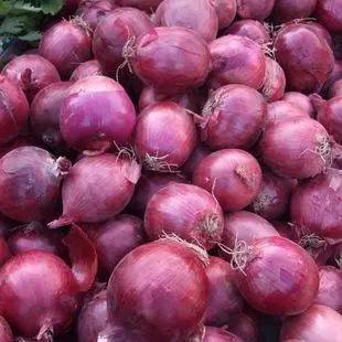 头发|【健康新知】为什么说洋葱尽量少吃?两类人不适合吃洋葱!