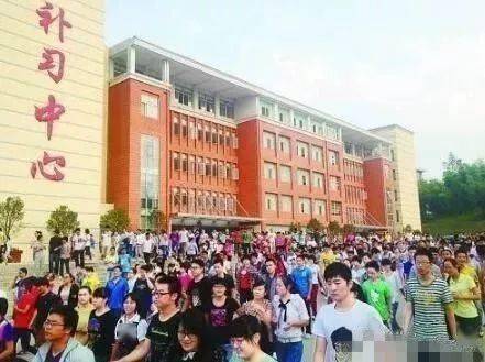 佳绩|毛坦厂中学给了我们什么启示？“亚洲高考工厂”再创佳绩一本率65%